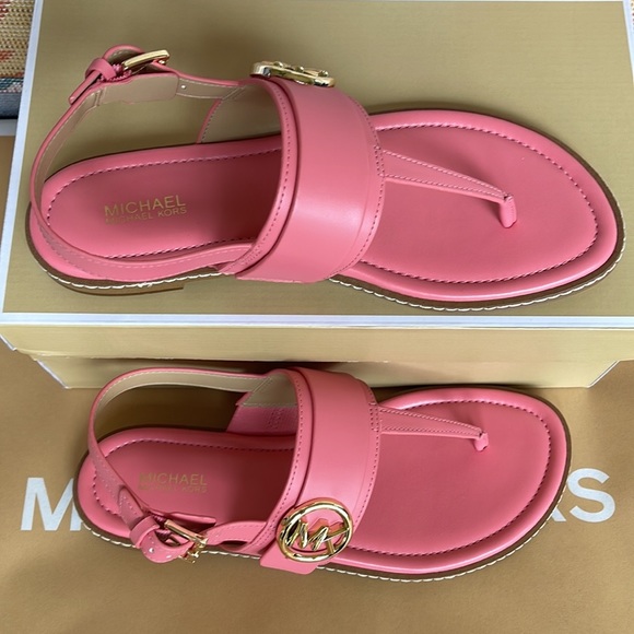 MICHAEL KORS KARMEN THONG SANDALS FAUX LEATHER TEA ROSE
49S2CRFA1L - Picture 16 of 16